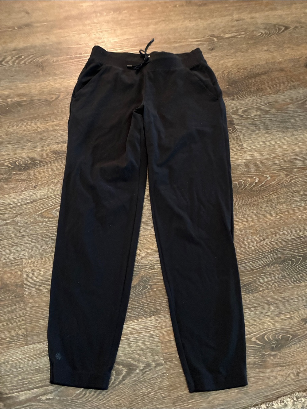 Athleta Women’s Black Jogger Sweatpants